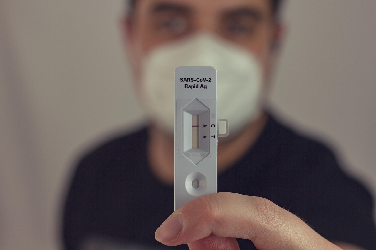 découvrez l'importance du rapid testing : des méthodes efficaces pour obtenir rapidement des résultats fiables, améliorer la détection précoce et optimiser la prise de décision en laboratoire ou en entreprise.