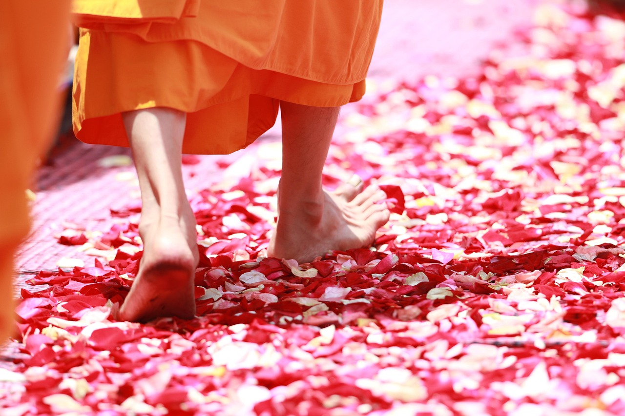 découvrez l'univers de rituals : des soins pour le corps, des parfums d'intérieur et des rituels bien-être inspirés des traditions ancestrales pour une expérience sensorielle unique au quotidien.