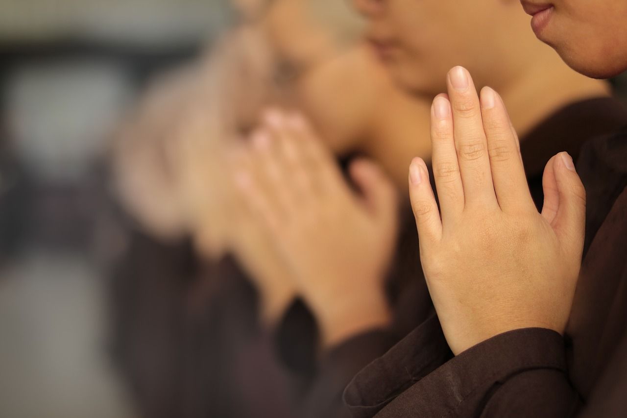 découvrez l'univers de rituals : une gamme raffinée de soins pour le corps, la maison et le bien-être, inspirée par les traditions ancestrales. offrez-vous un moment de détente et de sérénité grâce à des produits uniques et parfumés.