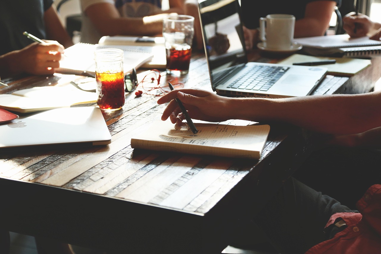 Stratégies innovantes pour développer votre entreprise avec succès