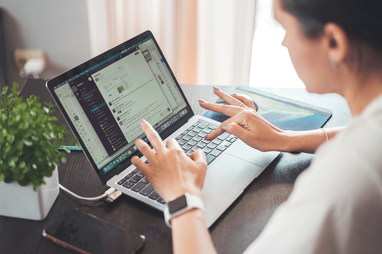 découvrez comment évaluer la viabilité d’un business en ligne : analyse des opportunités, des risques et des meilleures pratiques pour lancer et réussir votre entreprise digitale.